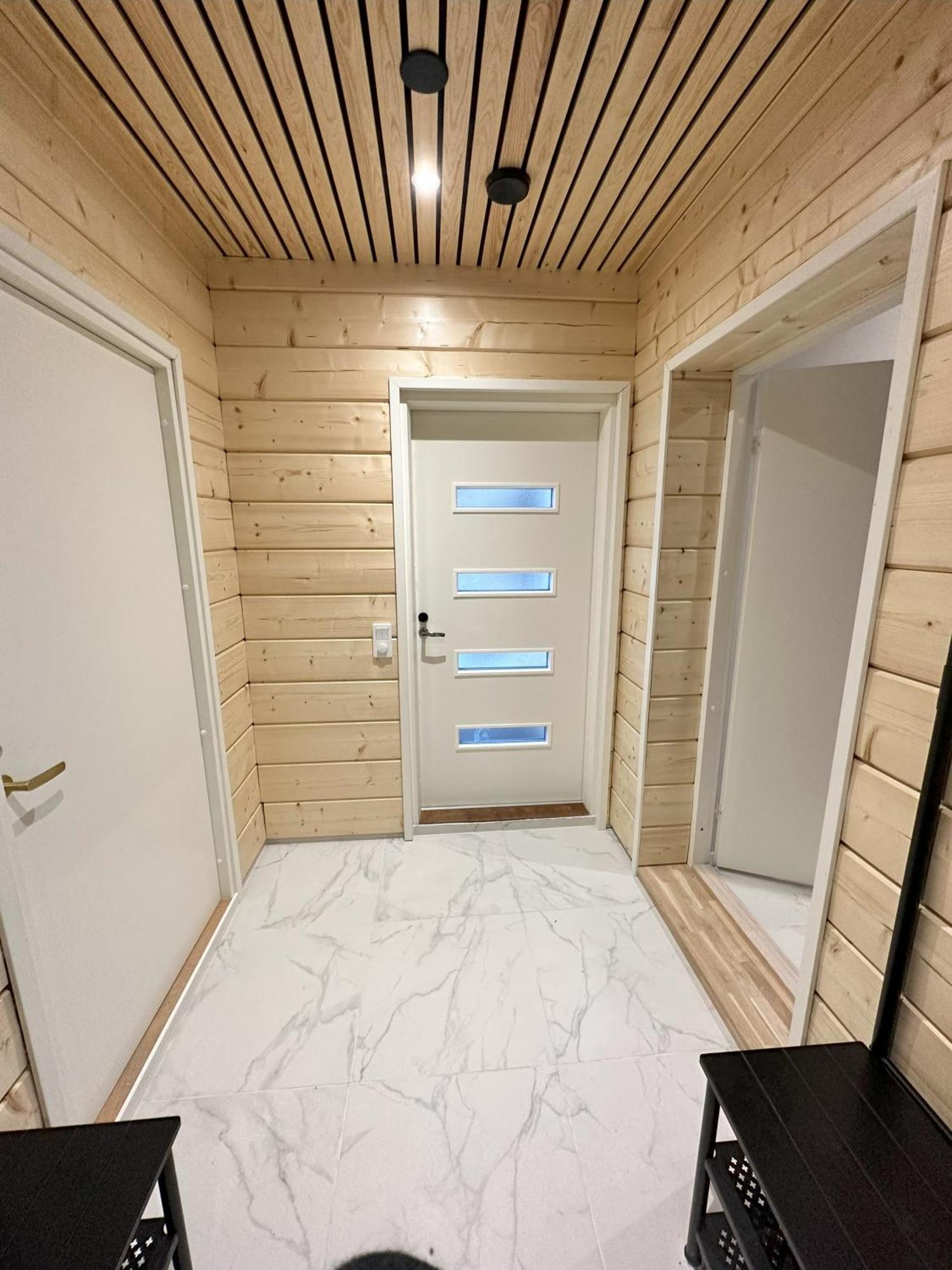 Lakeside Lodge Norvis ロヴァニエミ エクステリア 写真